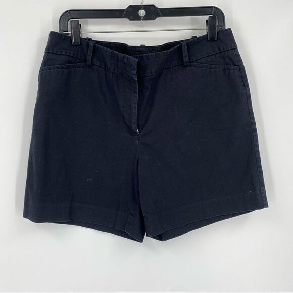 Talbots Women’s Flat Front Black Chino Shorts size 12P - Picture 1 of 3
